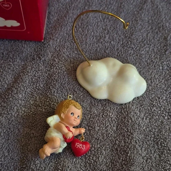 Rare Hallmark Cupid Keepsake Figurine 1983 Vintage Cherub Heart Cloud VHA409-9